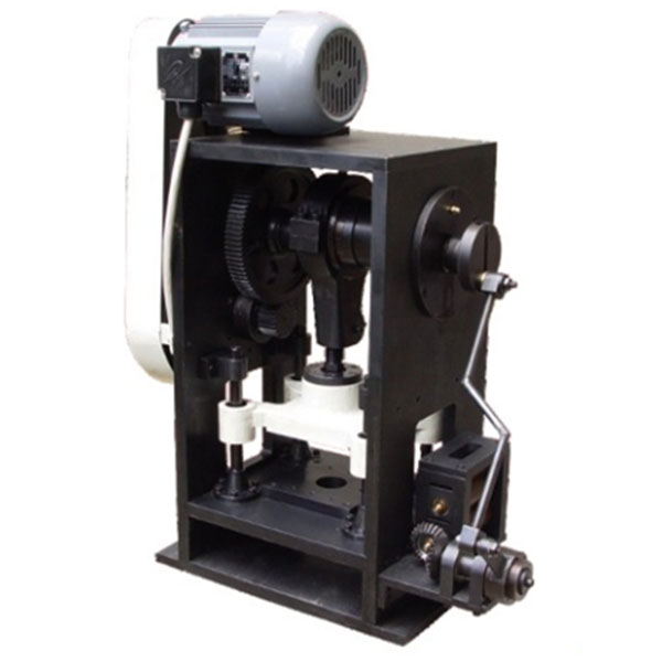 探秘电工实训台背后的科技黑科技！(图2)